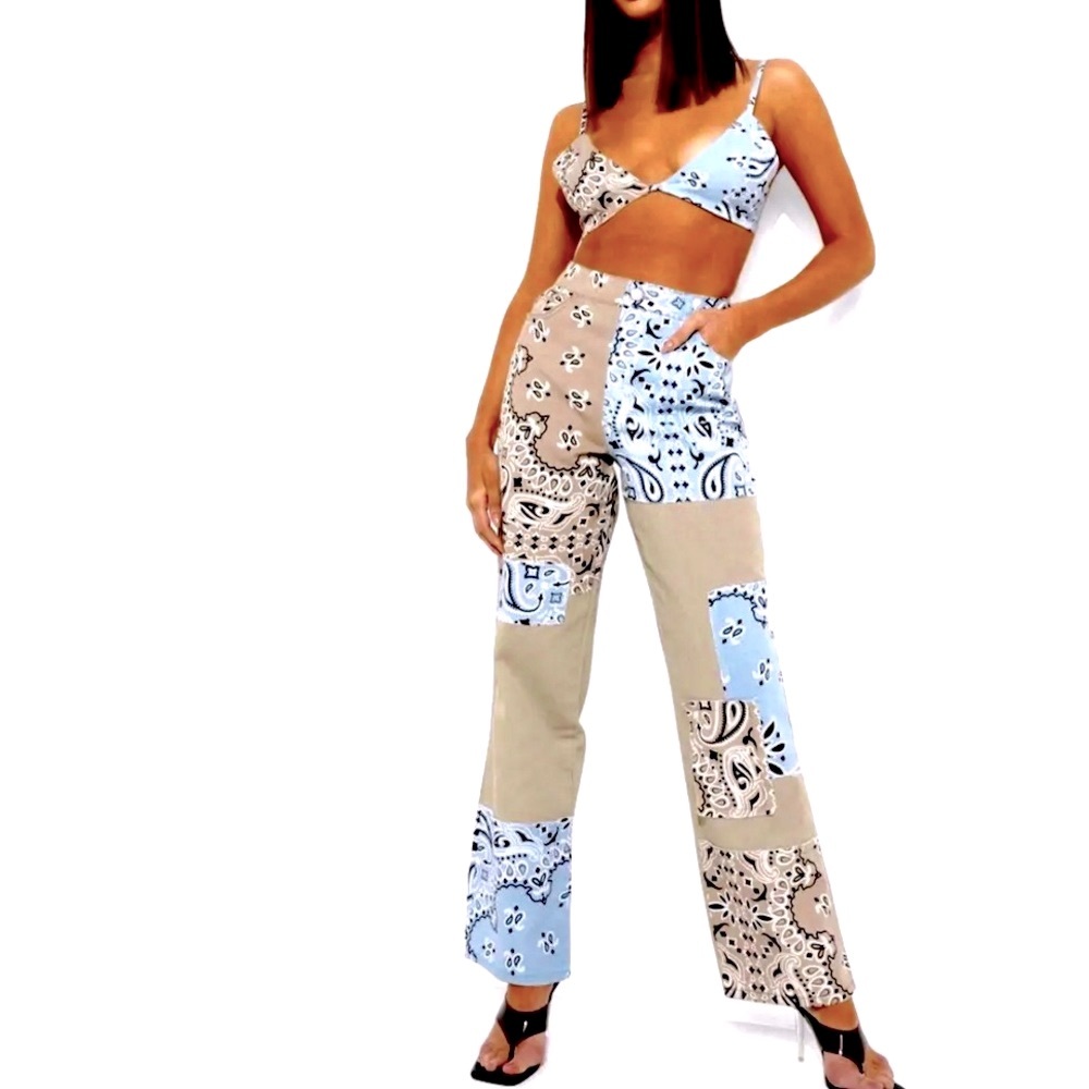 NEW Boohoo Bandana Patchwork Boyfriend Jeans